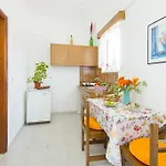 Annabel Apartament Theológos