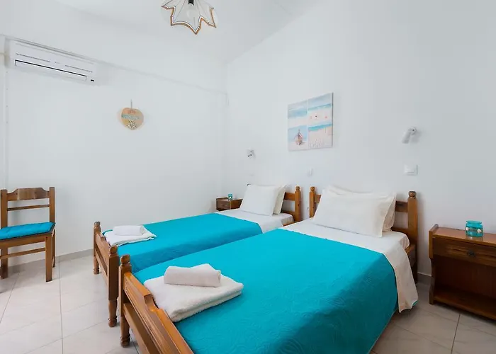 Annabel * Theológos